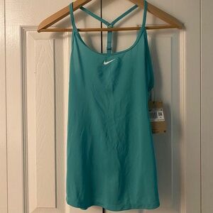 Nike workout tank